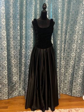 Vintage Scott McClintock Black Formal Dress Velvet Bodice Satin Skirt 6
